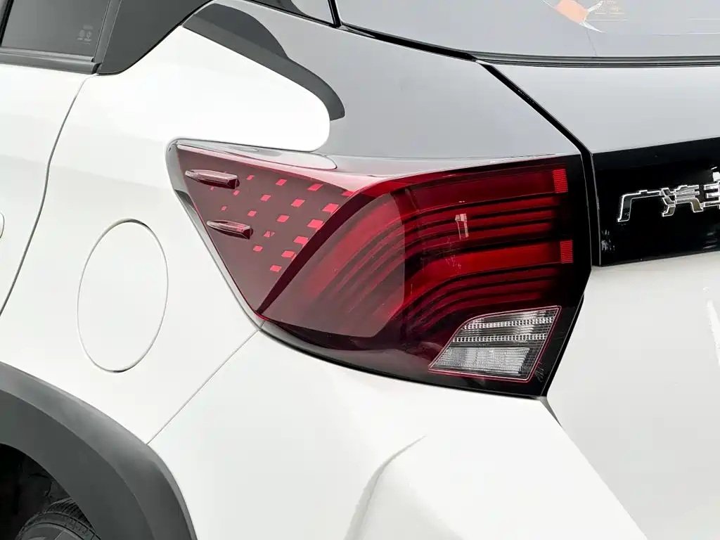 Toyota Yaris L — миниатюра 13