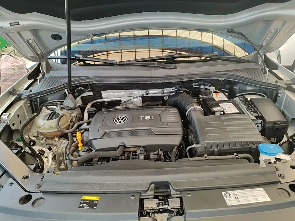 Volkswagen Tiguan L — миниатюра 20