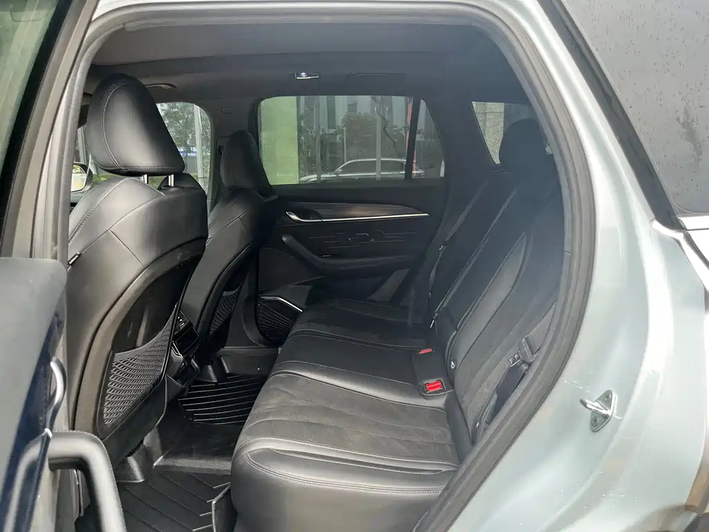 Geely Xingyue L — миниатюра 9