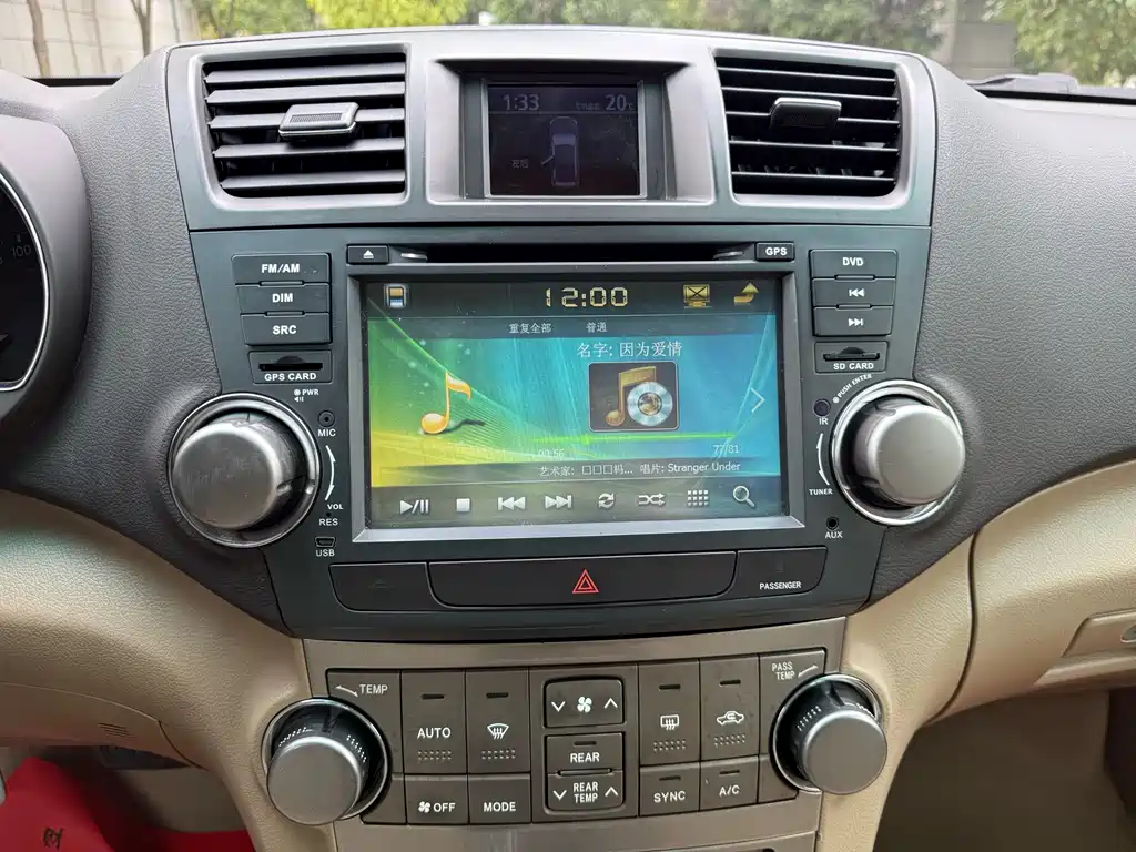 Toyota Highlander — миниатюра 12