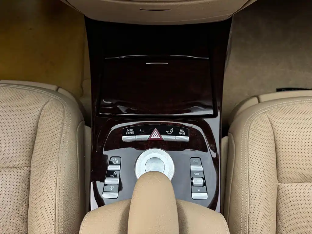 Mercedes-Benz S-Class — миниатюра 15