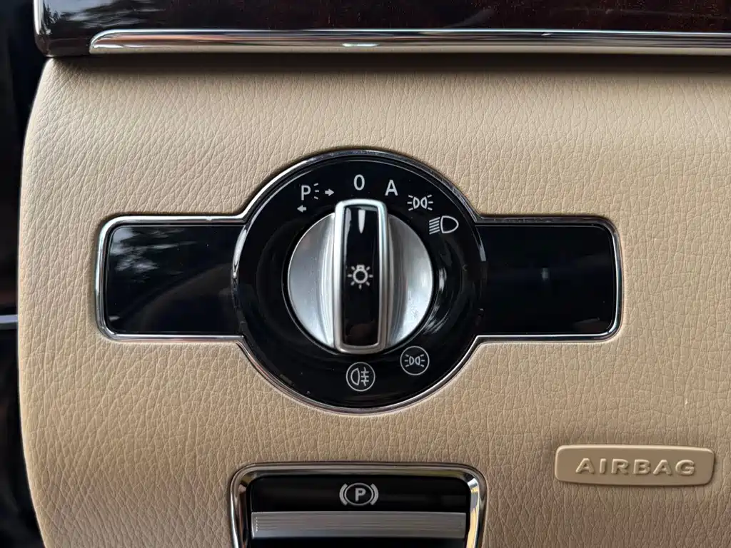 Mercedes-Benz S-Class — миниатюра 18