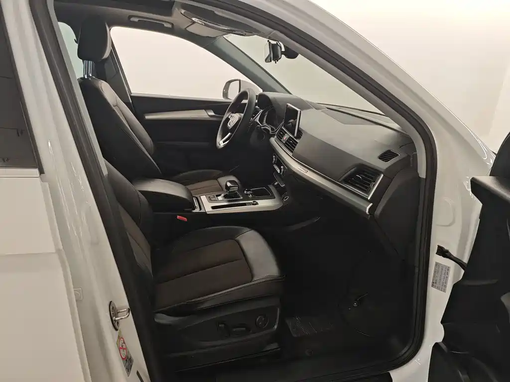 Audi Q5L — миниатюра 4
