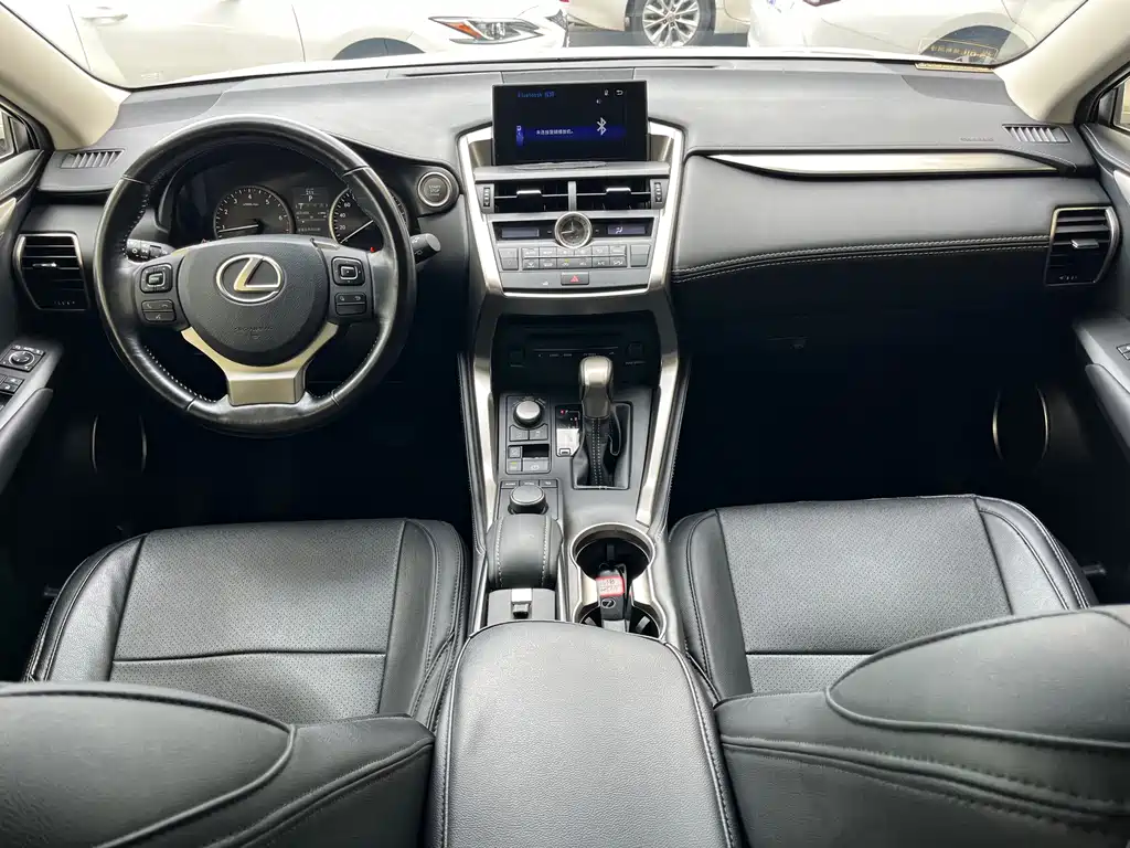 Lexus NX — миниатюра 17