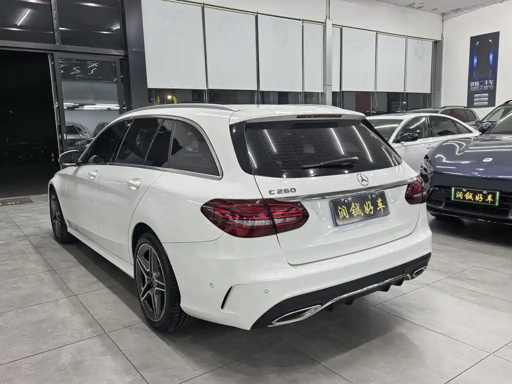 MERCEDES-BENZ C CLASS