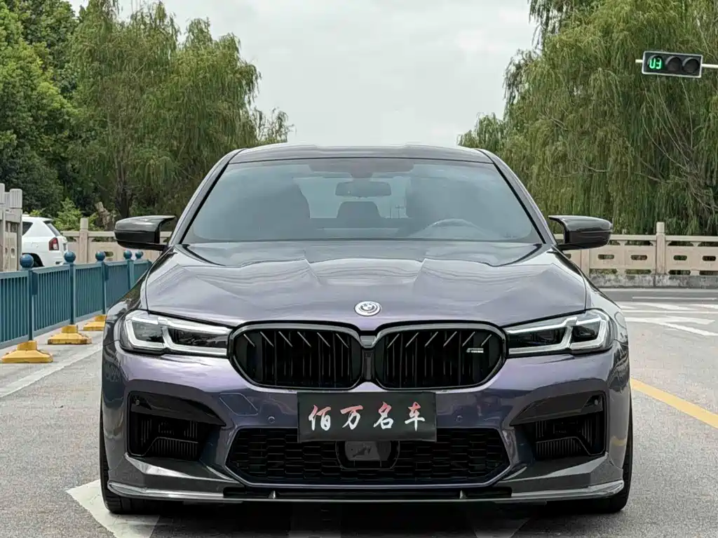 BMW M5 — миниатюра 2