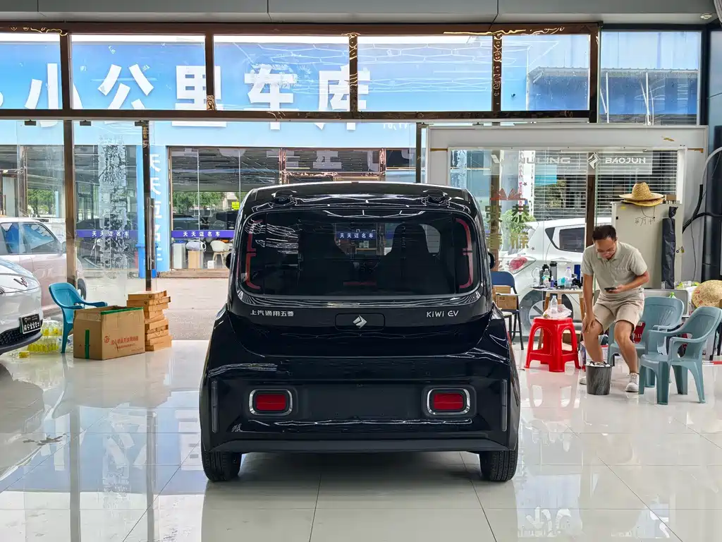 Baojun KiWi EV — миниатюра 6