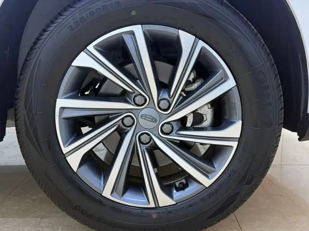 Geely Vision X6 — миниатюра 24