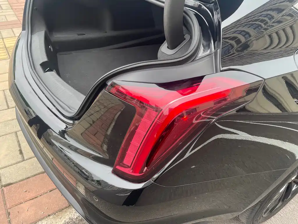 Cadillac CT5 2022 28T Luxury ( Standard )