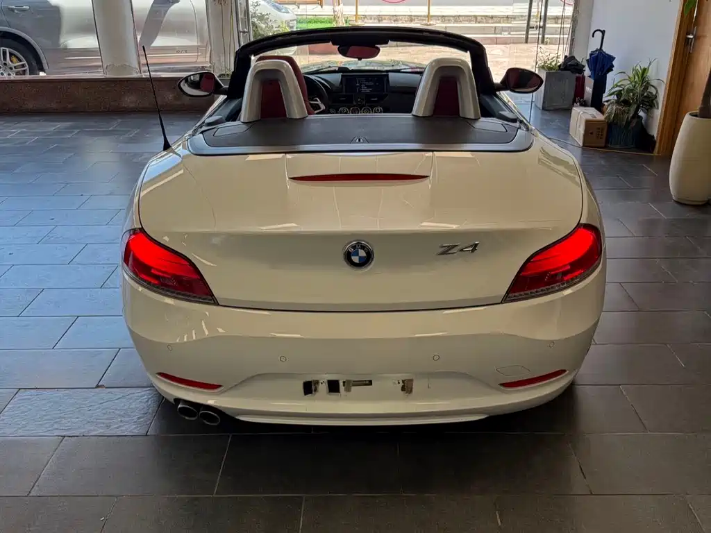 BMW Z4 2013 sDrive20i Lead