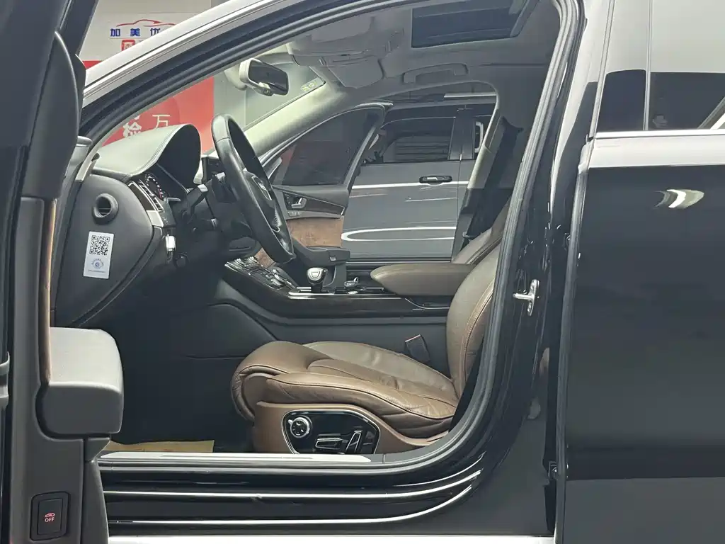 Audi A8 — миниатюра 12
