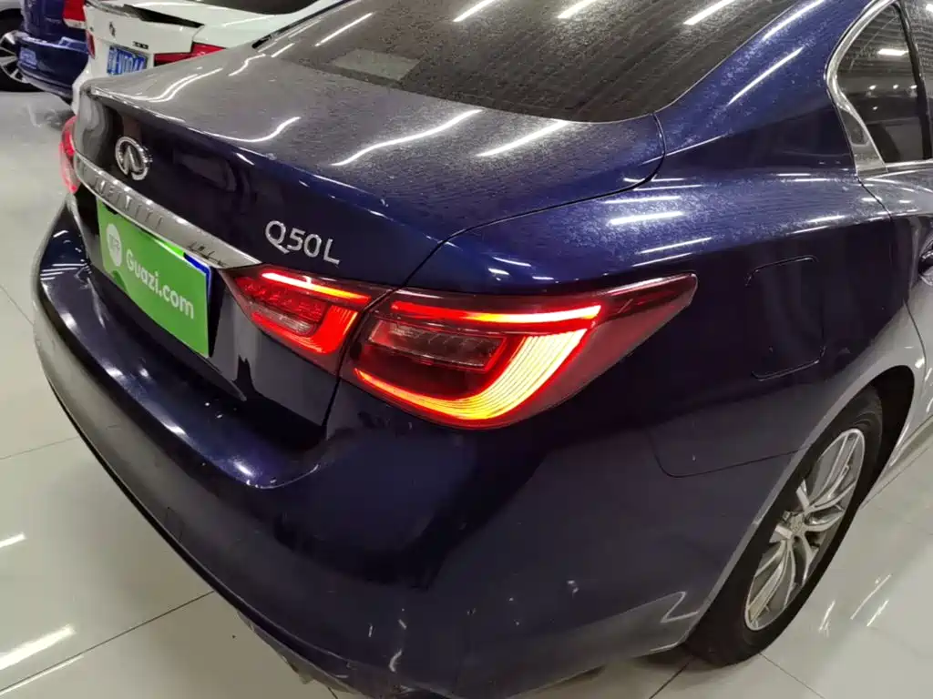 Infiniti Q50L — миниатюра 8