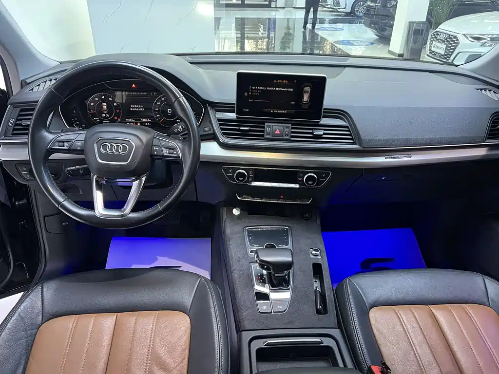 AUDI Q5L