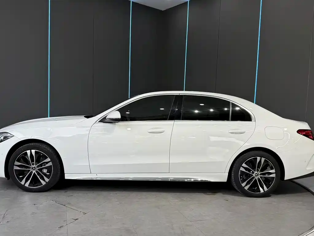 Mercedes-Benz C-Class New Energy — миниатюра 4