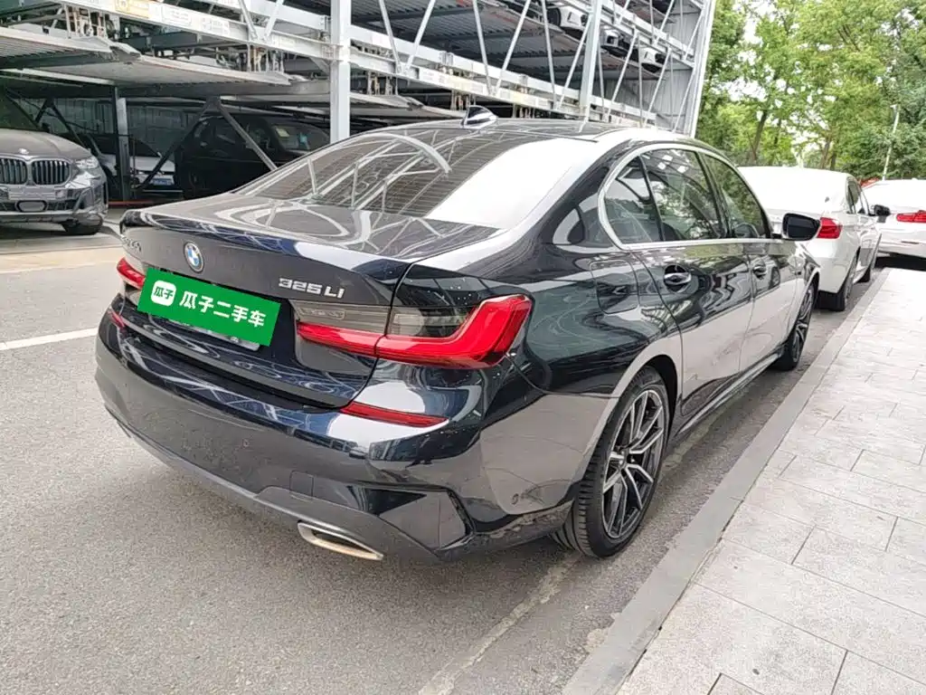 BMW 3 Series — миниатюра 7