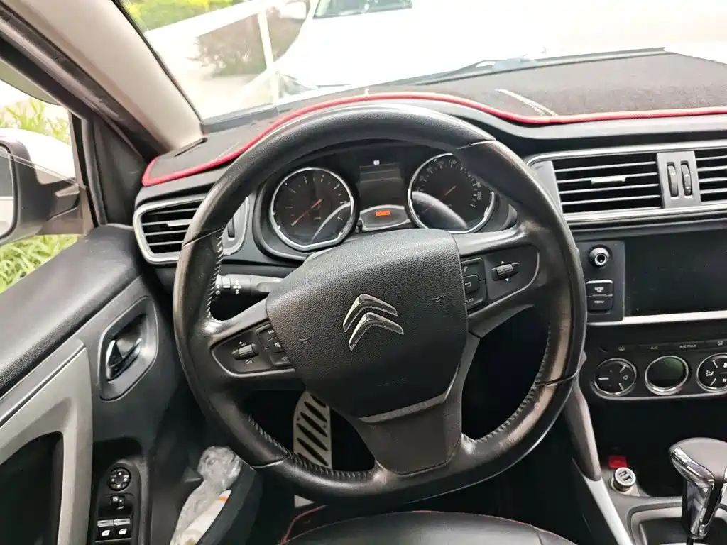 Citroen C3-XR — миниатюра 6