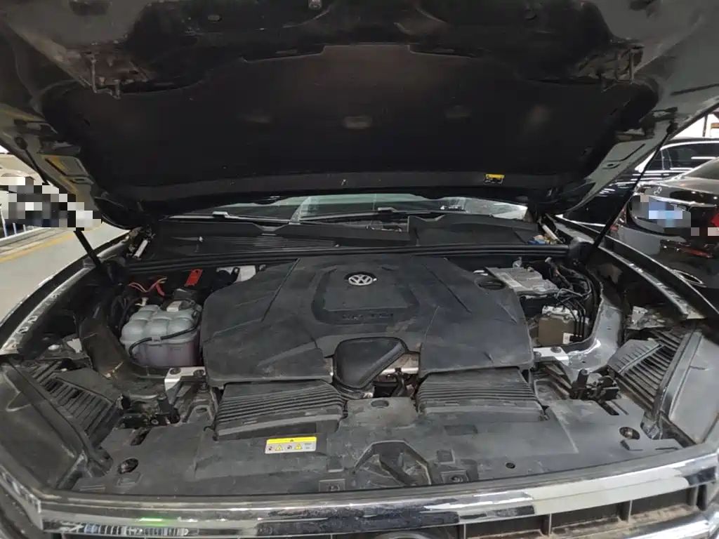 Volkswagen Touareg — миниатюра 20
