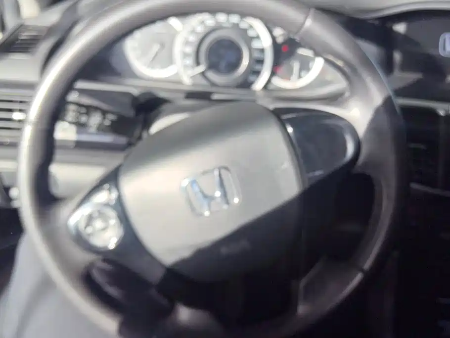Honda Accord — миниатюра 15