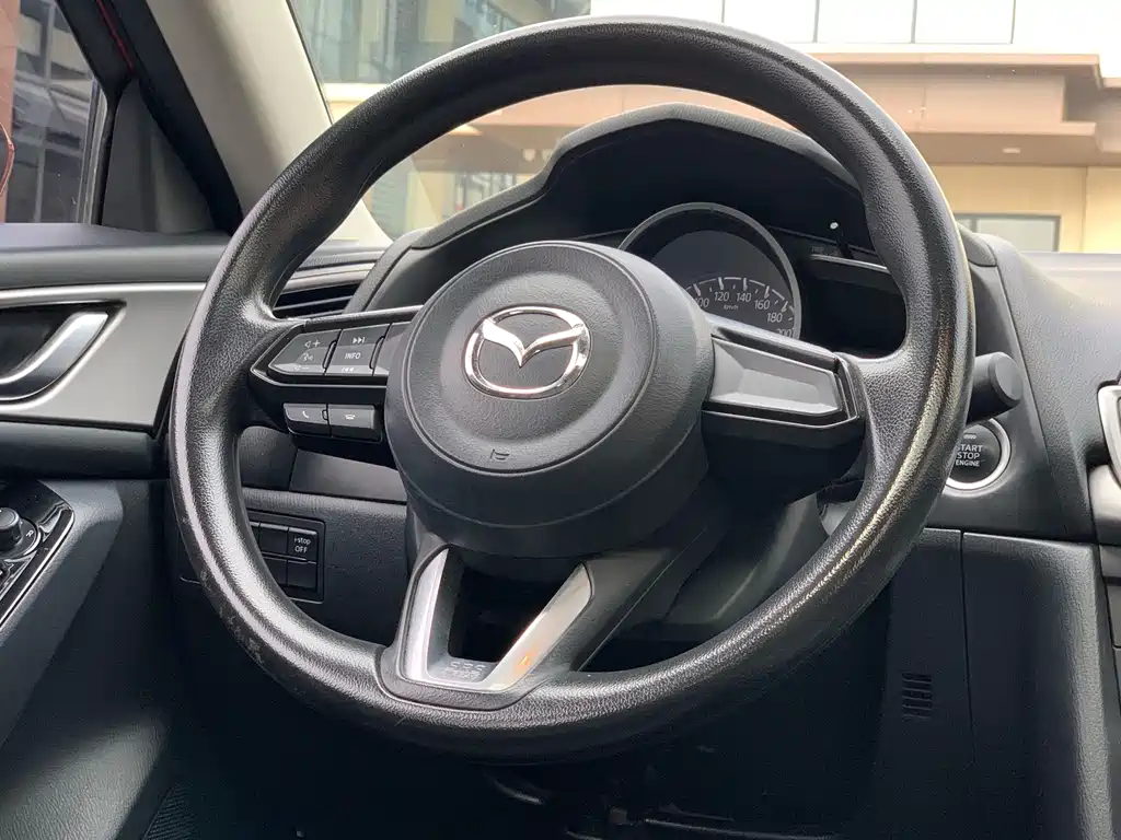 Mazda 3 Axela — миниатюра 17