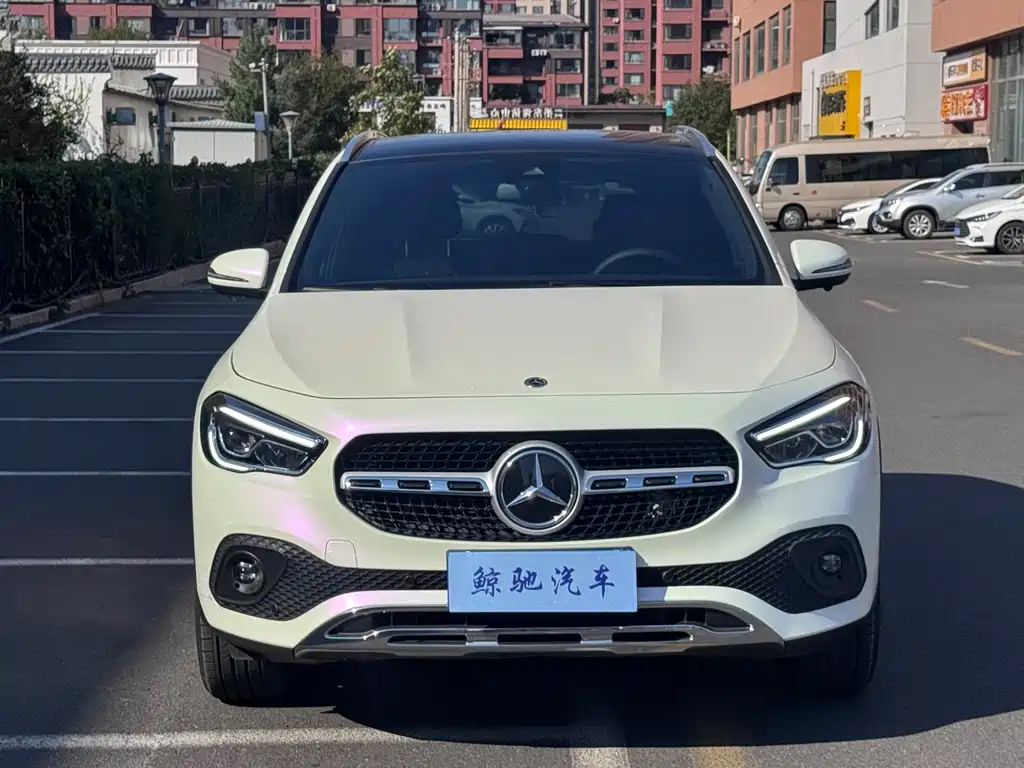 Mercedes-Benz GLA — миниатюра 2