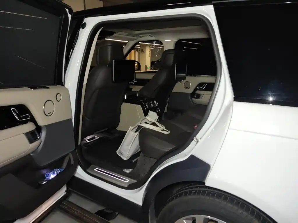 Land Rover Range Rover — миниатюра 15