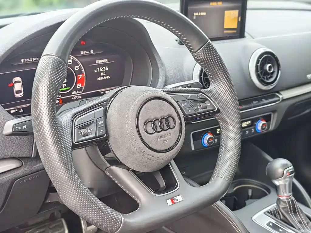 Audi S3 — миниатюра 4