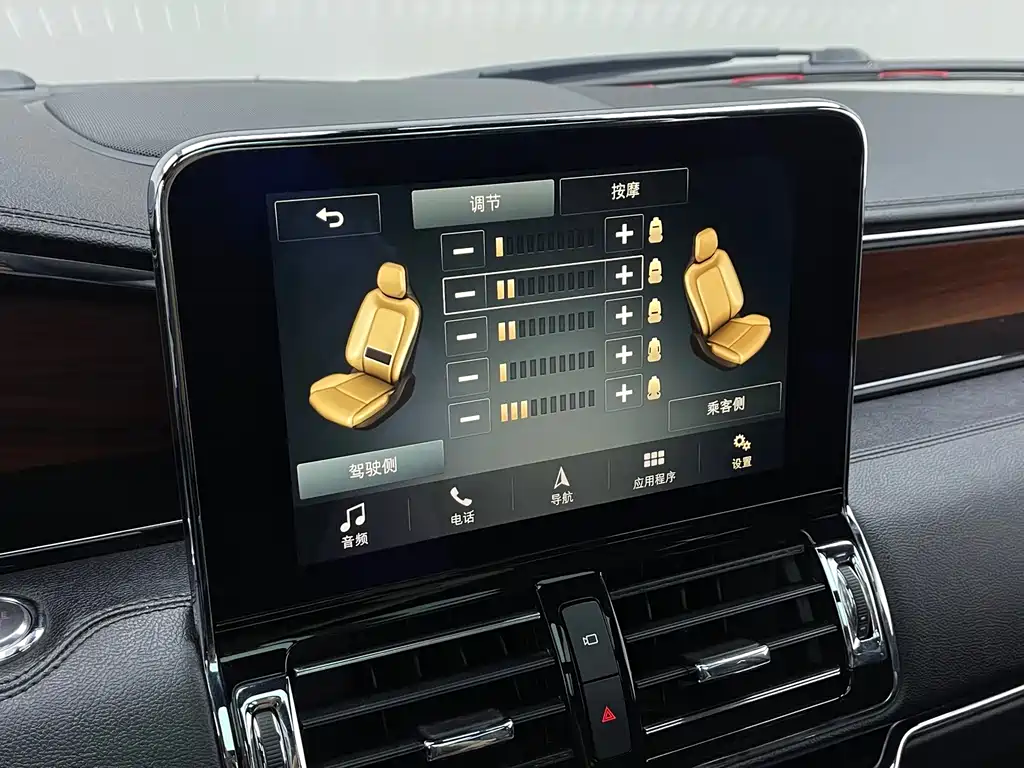 Lincoln Navigator — миниатюра 11