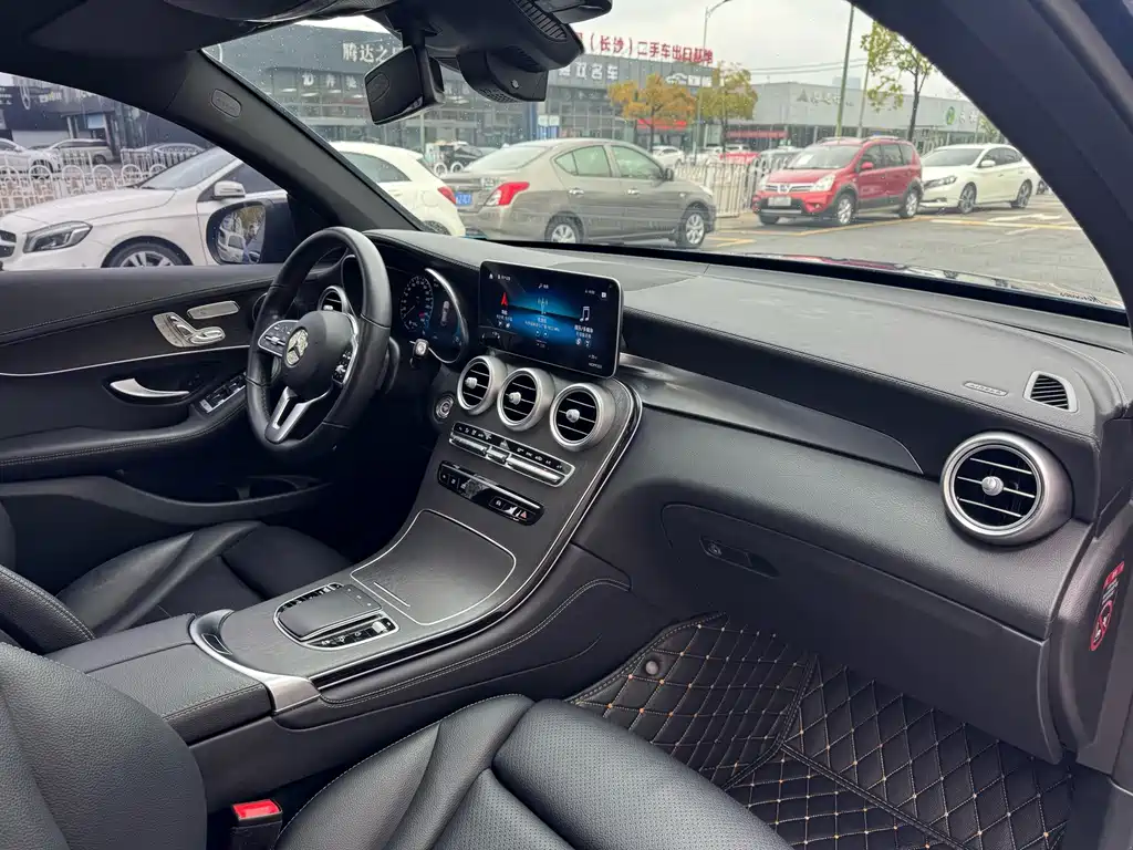 Mercedes-Benz GLC Coupe — миниатюра 21