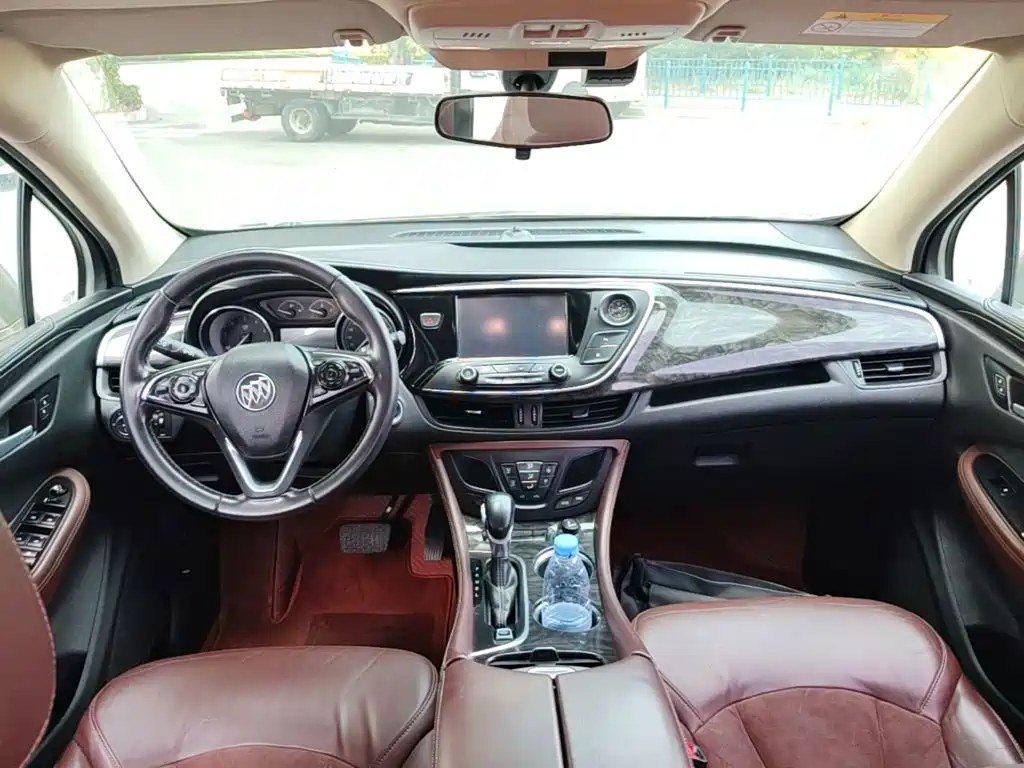 Buick Envision Plus — миниатюра 10