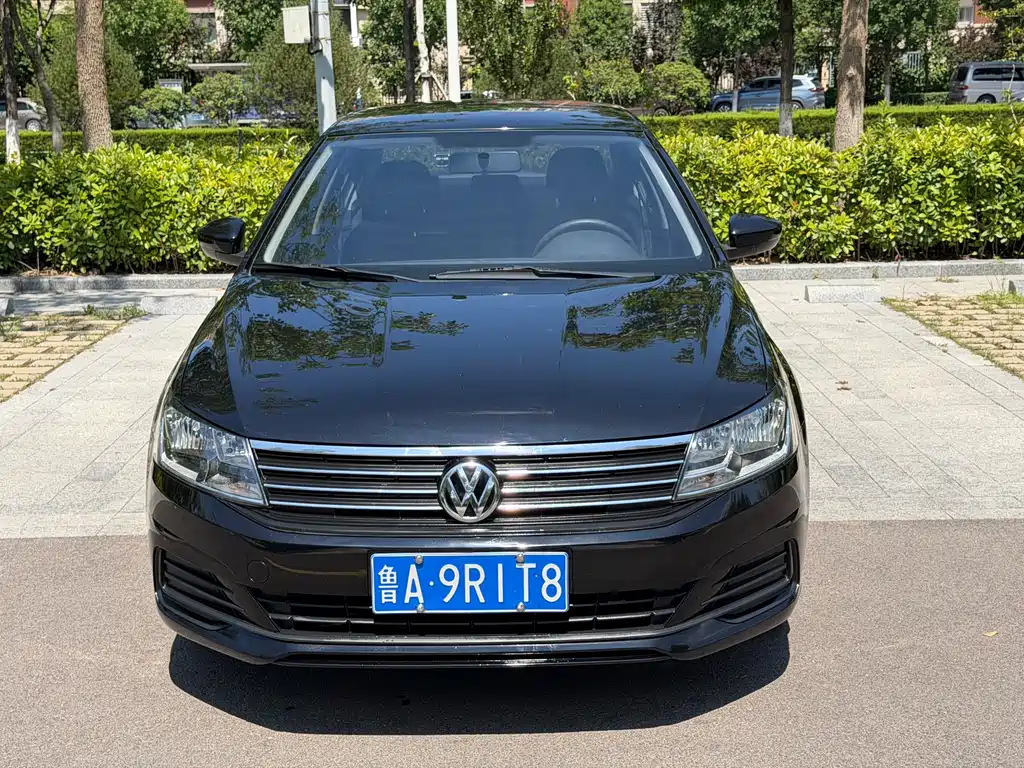 Volkswagen Lavida — миниатюра 2