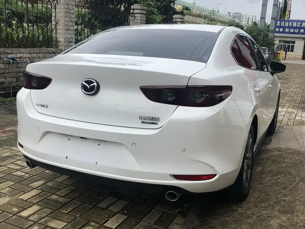 Mazda 3 Axela — миниатюра 6