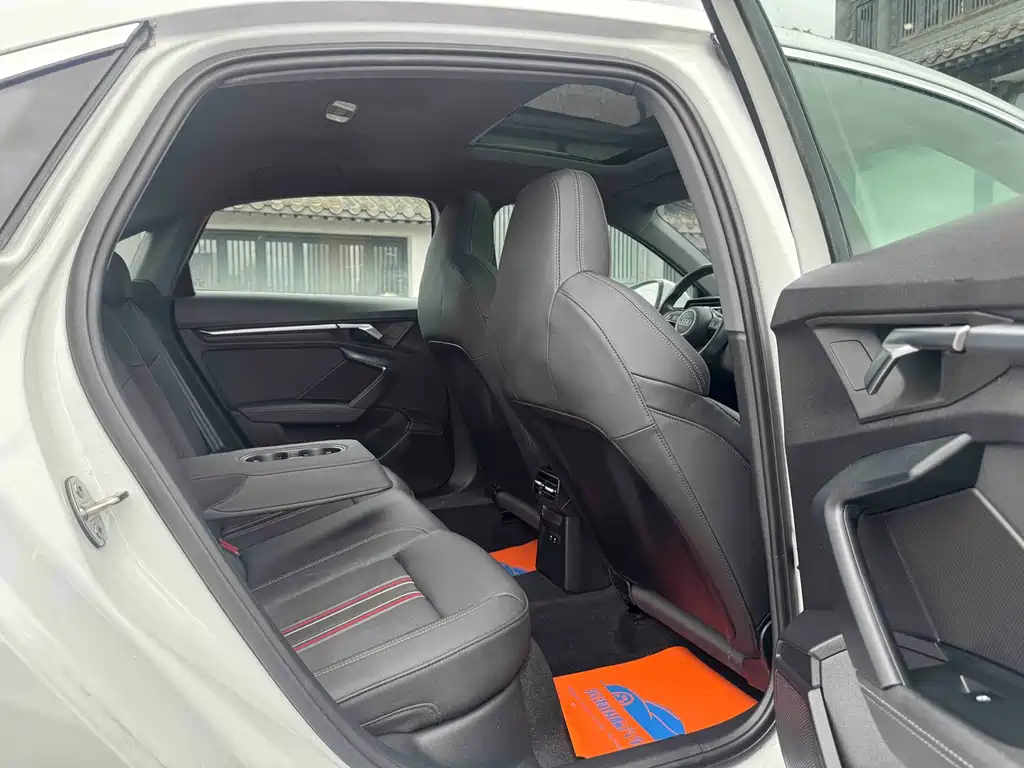Audi A3 — миниатюра 9