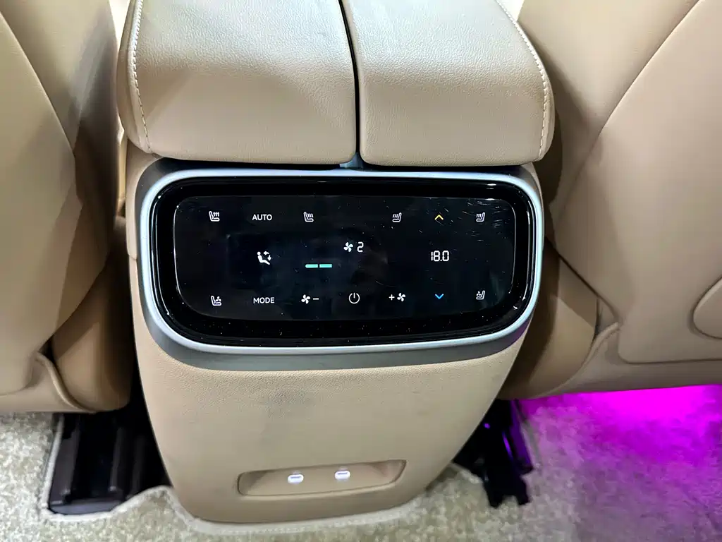 AITO AITO M7 — миниатюра 14