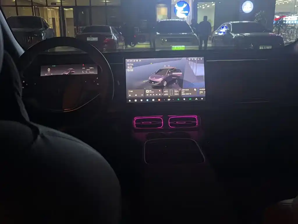 Leapmotor Leapmotor B10 — миниатюра 7