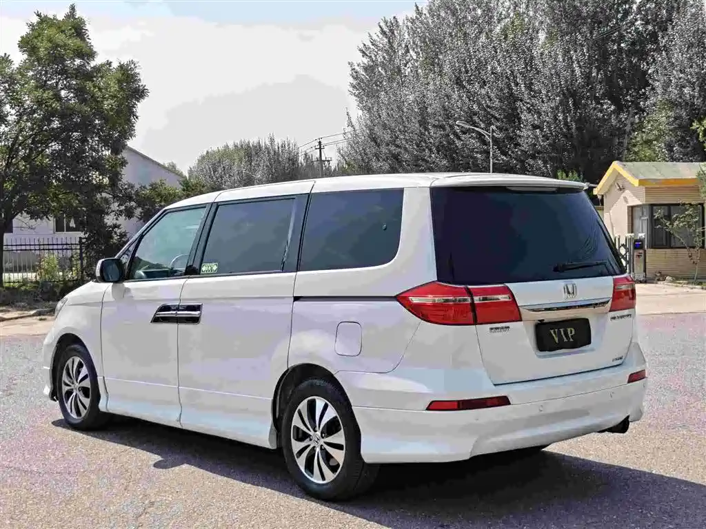 Honda Elysion — миниатюра 9