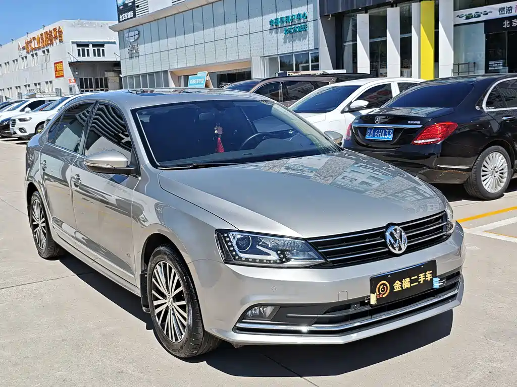 Volkswagen Sagitar — миниатюра 4