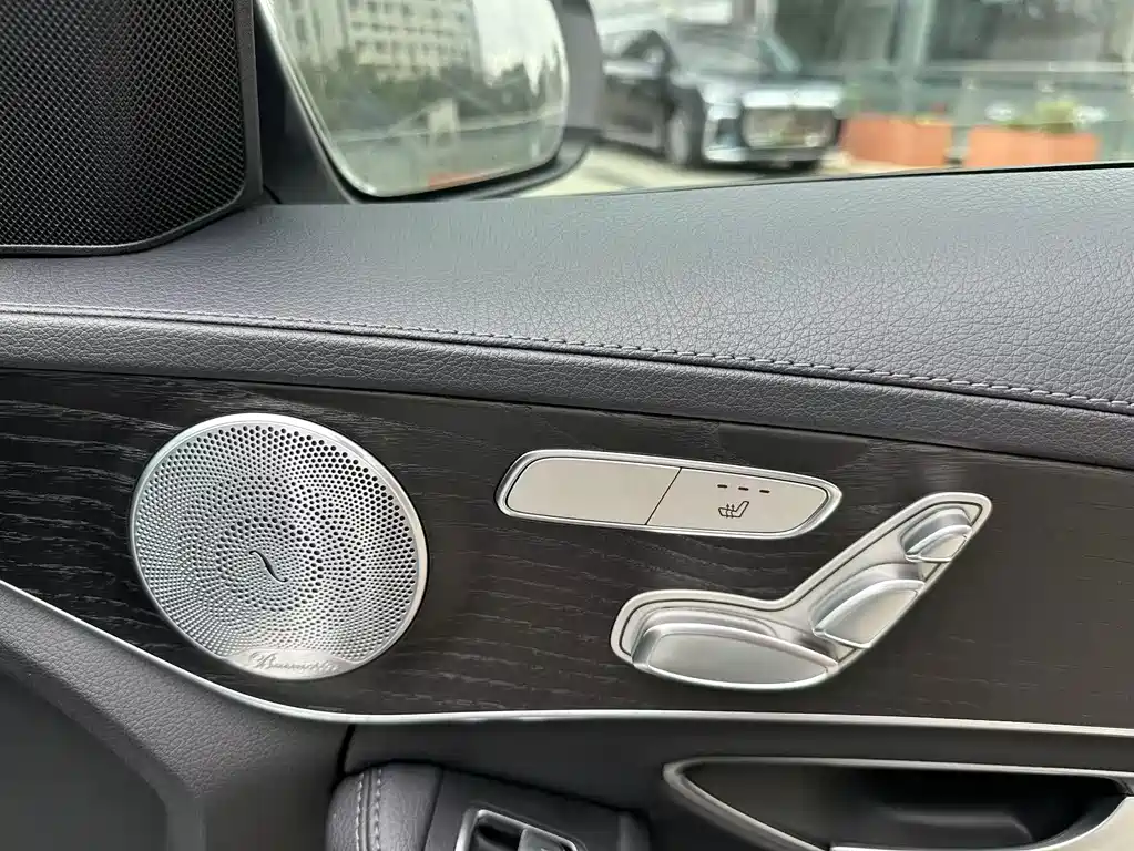 Mercedes-Benz C-Class — миниатюра 29