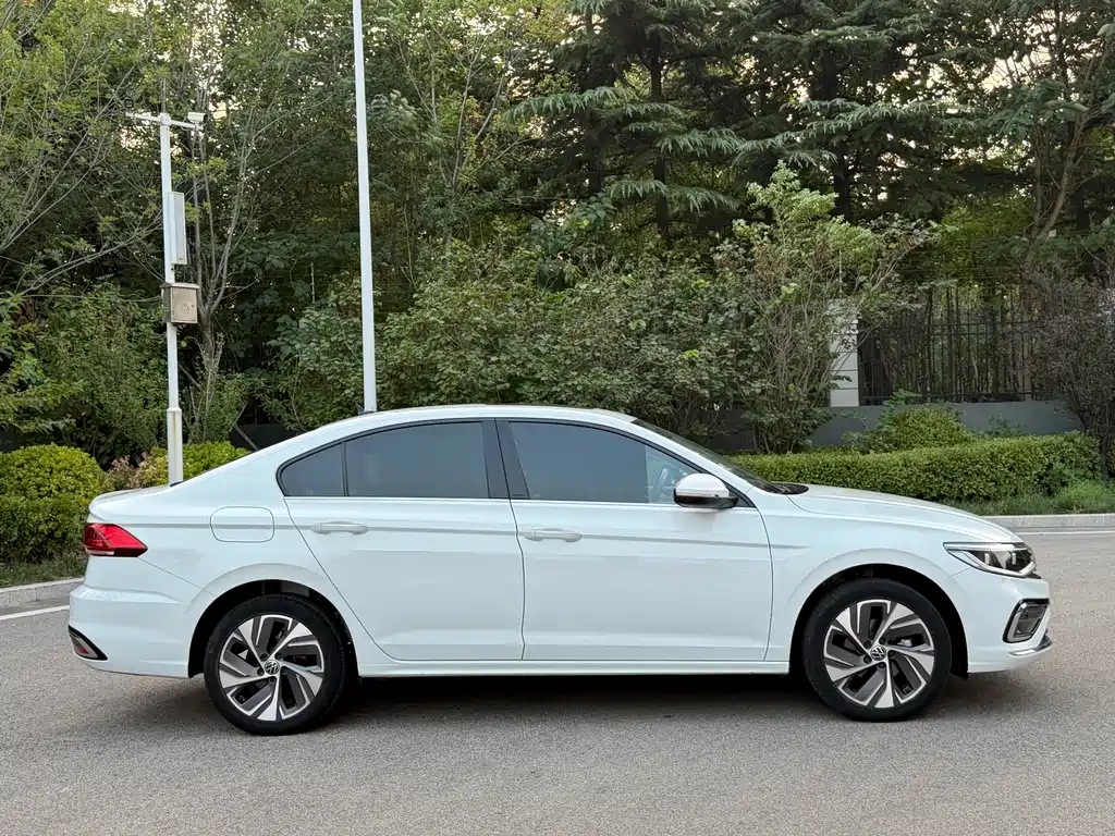 Volkswagen Bora — миниатюра 26