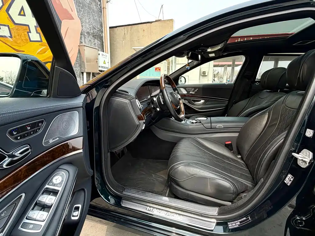 Mercedes-Benz S-Class — миниатюра 9