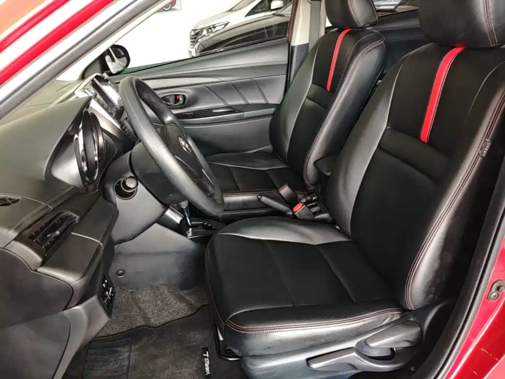 Toyota Yaris L — миниатюра 15