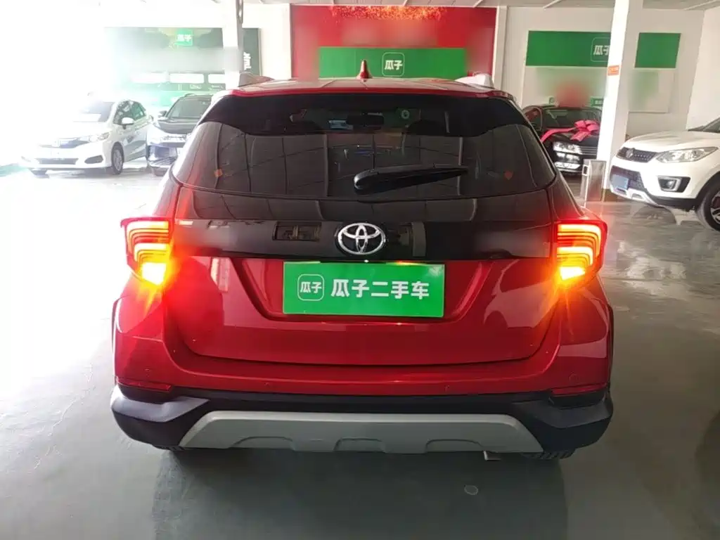 Toyota Yaris L — миниатюра 6