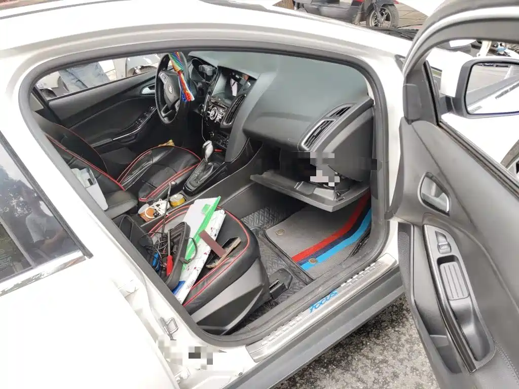 Ford Focus — миниатюра 17
