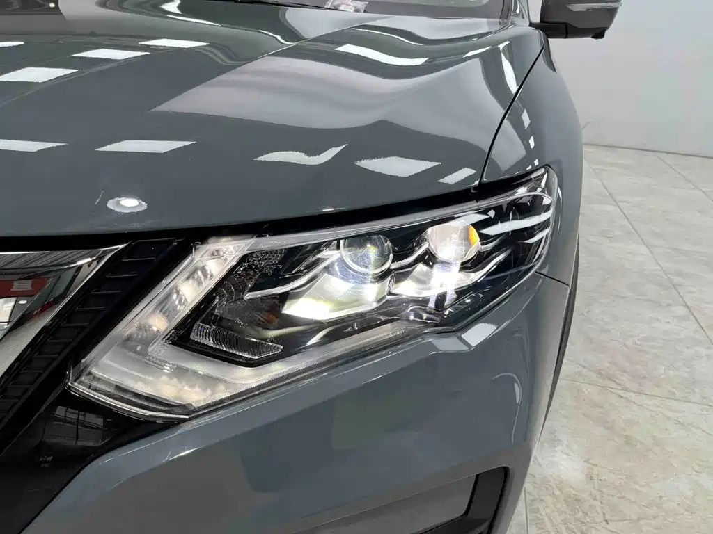Nissan X-Trail — миниатюра 23
