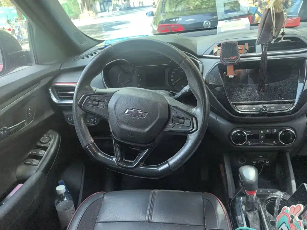Chevrolet Tracker — миниатюра 3