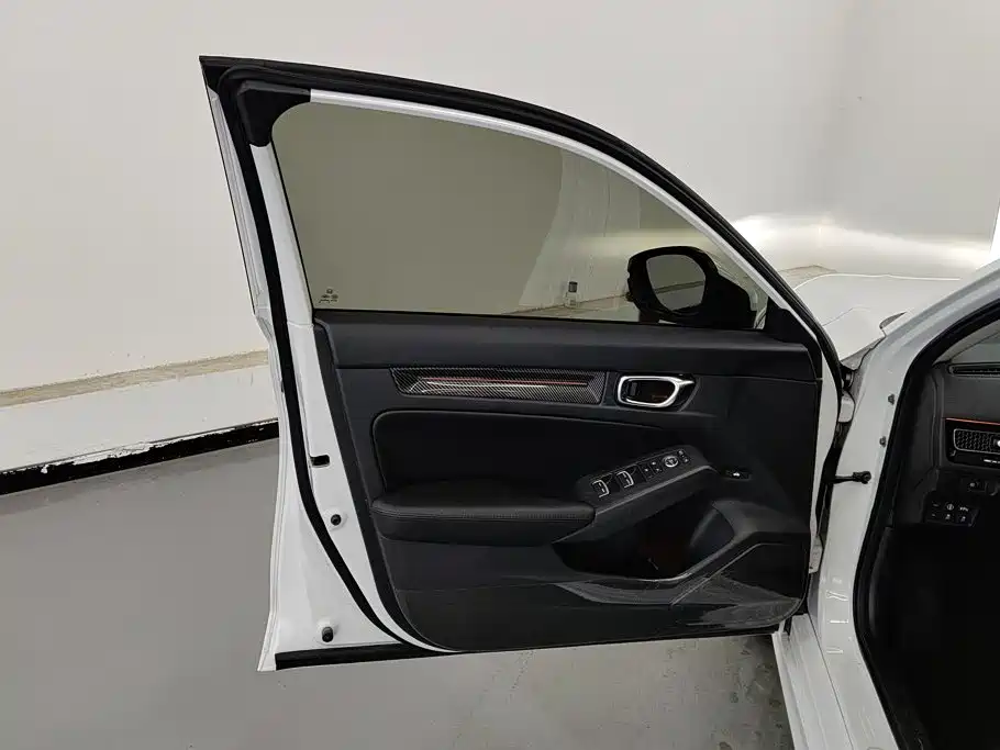 Honda Civic — миниатюра 7