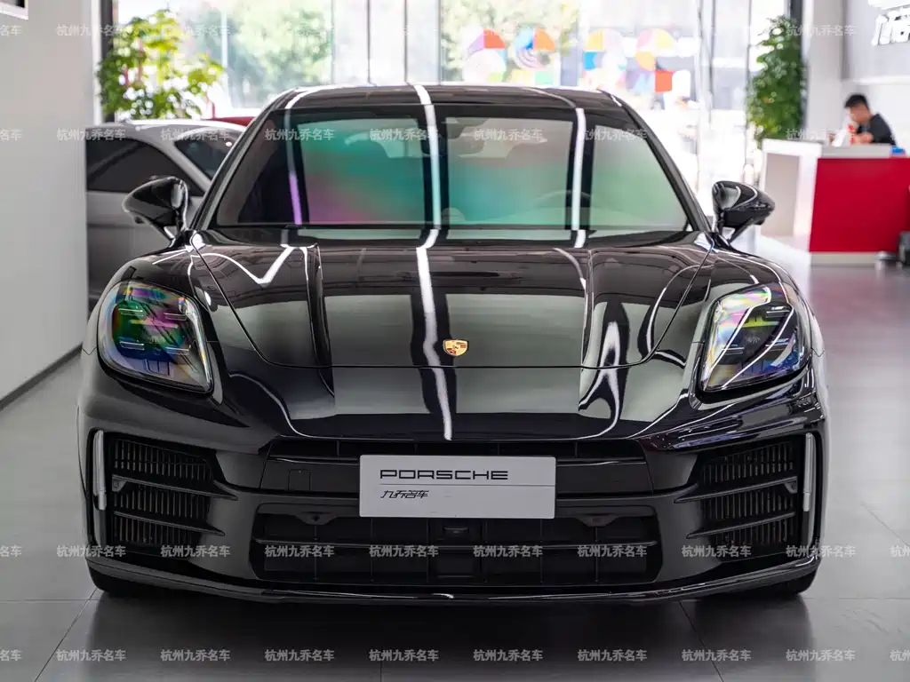 Porsche Panamera — миниатюра 2