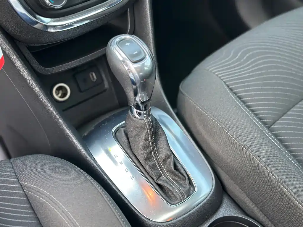 Buick Encore — миниатюра 10
