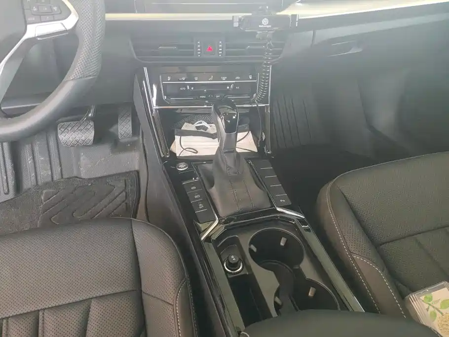 Volkswagen Passat — миниатюра 16