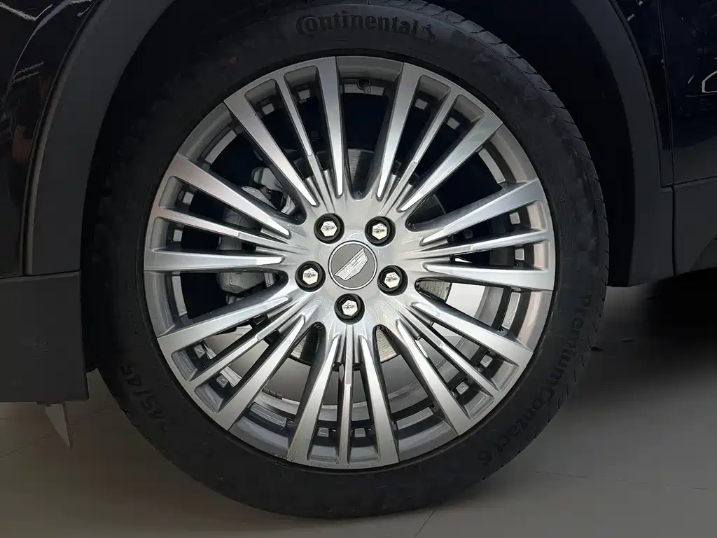 Cadillac XT4 — миниатюра 12