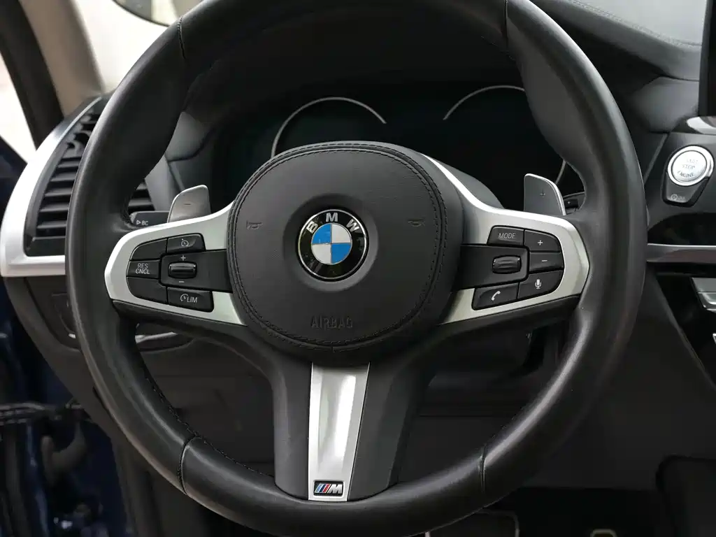BMW X3 — миниатюра 8
